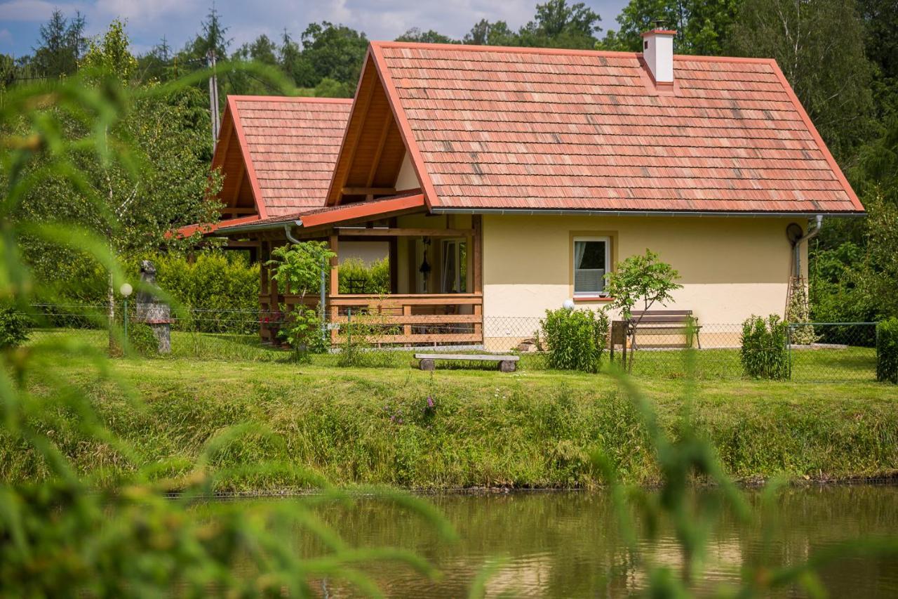 Domki Nad Stawem. Polańczyk Екстериор снимка