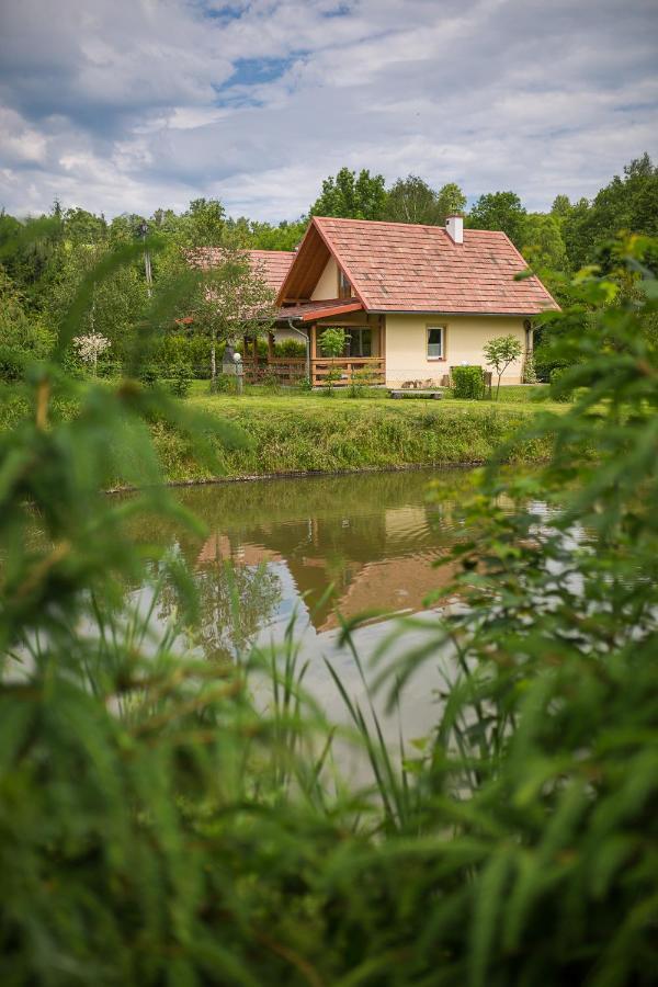 Domki Nad Stawem. Polańczyk Екстериор снимка